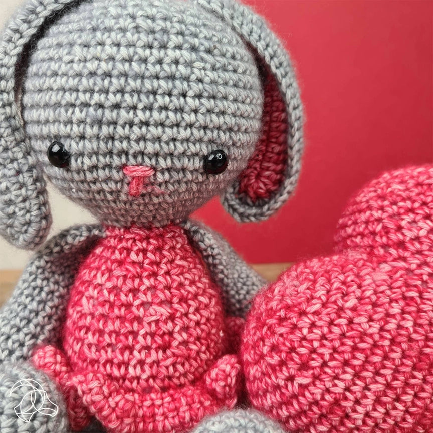 Pippa Bunny - DIY Crochet Kit  - Handicraft USA