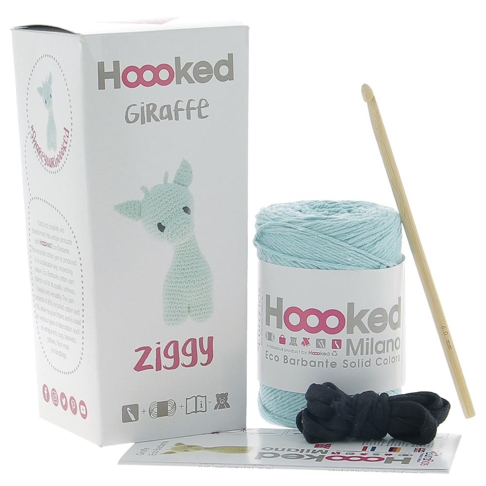 Amigurumi DIY Crochet Kit - Ziggy Giraffe - Spring - Hoooked