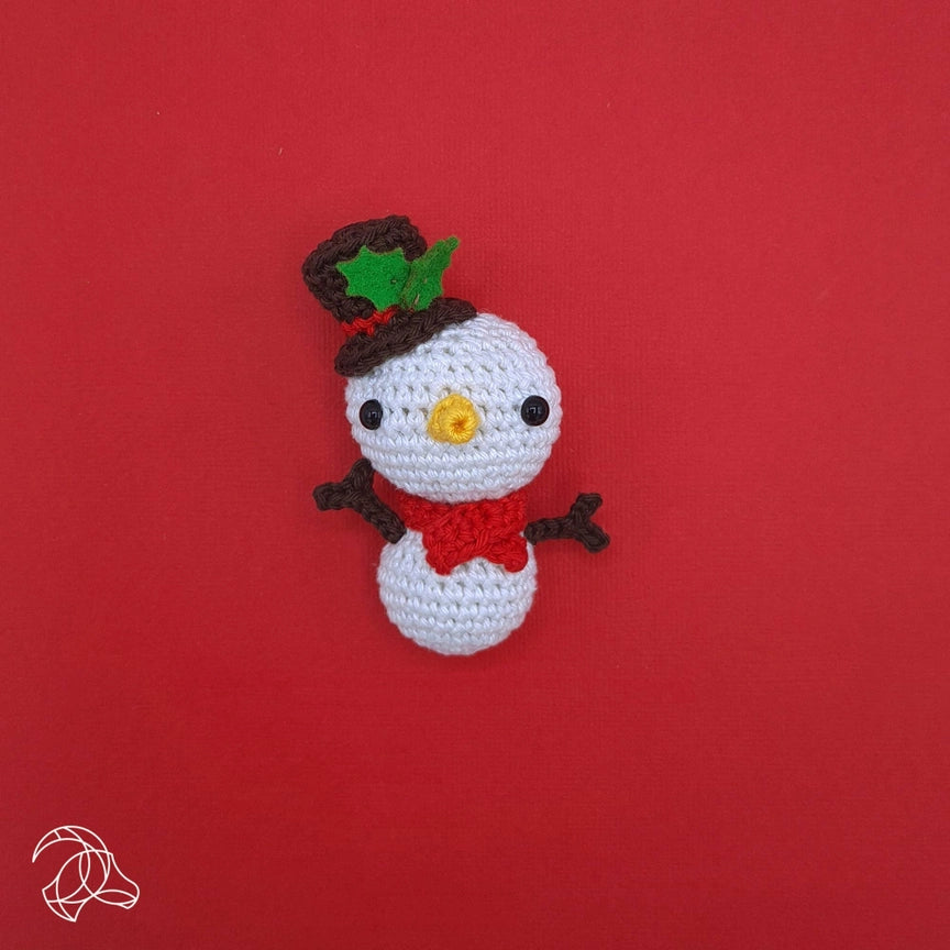 Mini Snowman - DIY Crochet Kit  - Hardicraft USA