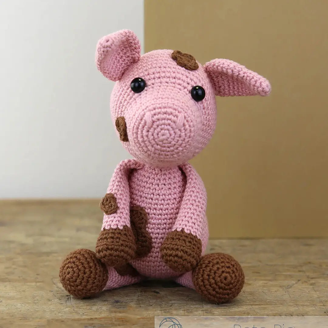 Pete Pig - DIY Crochet Kit  - Hardicraft USA