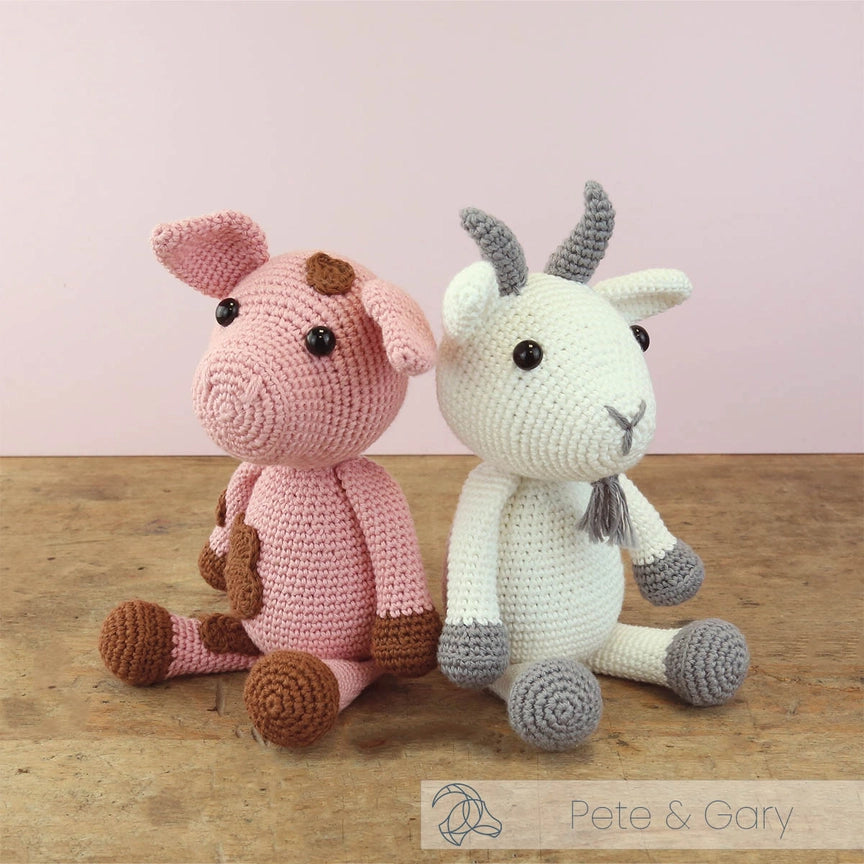 Pete Pig - DIY Crochet Kit  - Hardicraft USA