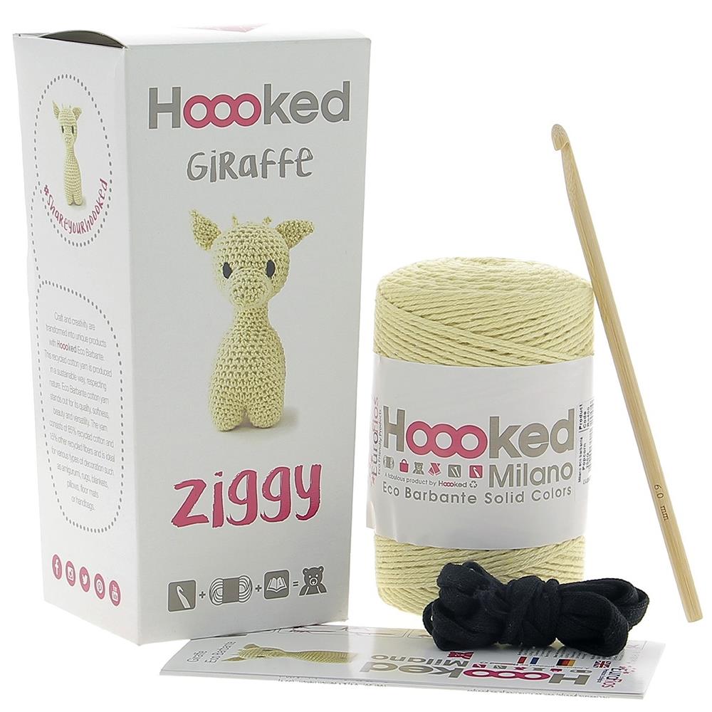 Amigurumi DIY Crochet Kit - Ziggy Giraffe - Popcorn Yellow - Hoooked